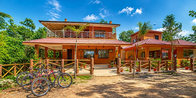 Tadoba hotel near safari area
